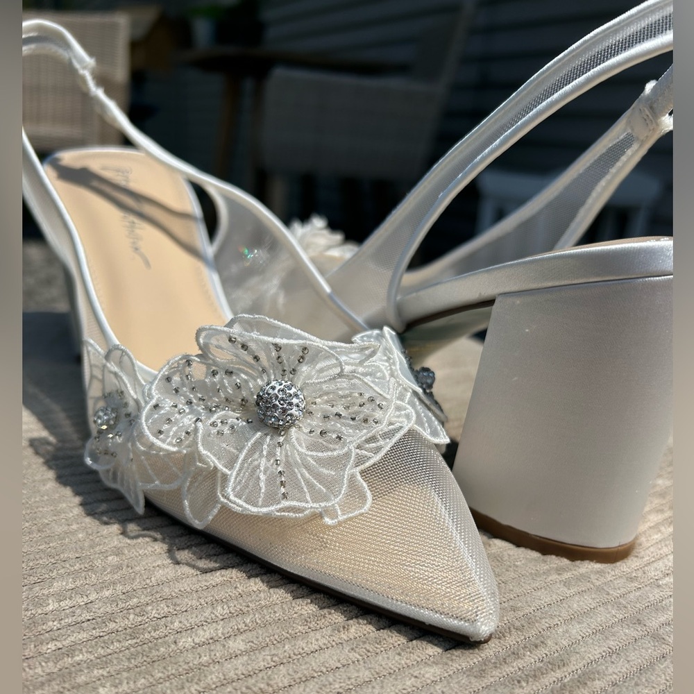 Betsy Johnson white heels